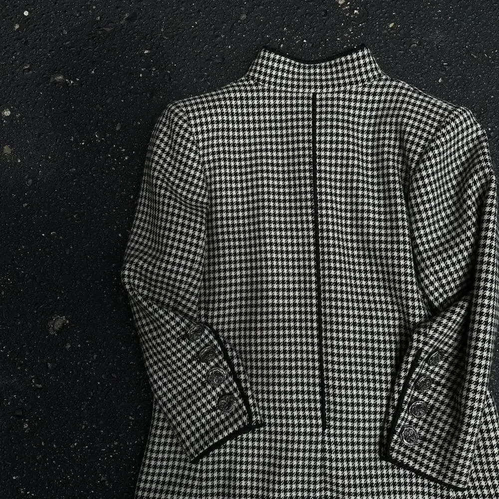 Yves Saint Laurent Black and White Houndstooth Blazer & Skirt Set - Picture 3 of 8